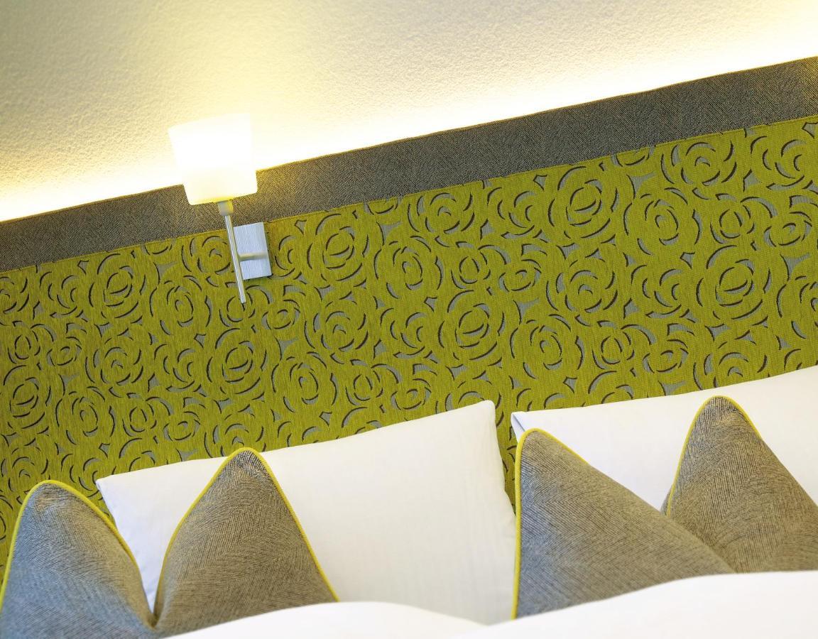 Hotel Garni Chasa Sulai Ischgl Bagian luar foto
